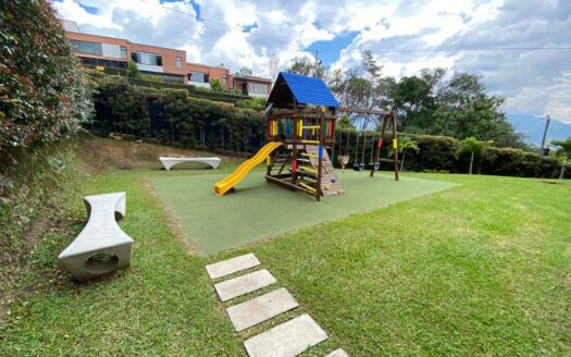 Venta de casa en La Loma del Chocho (Envigado)